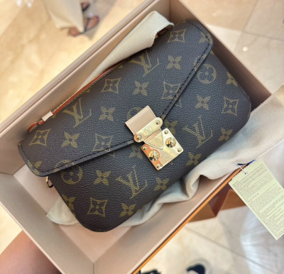 lv路易威登 east westmini老花链条邮差包单肩斜挎手提包正品送检