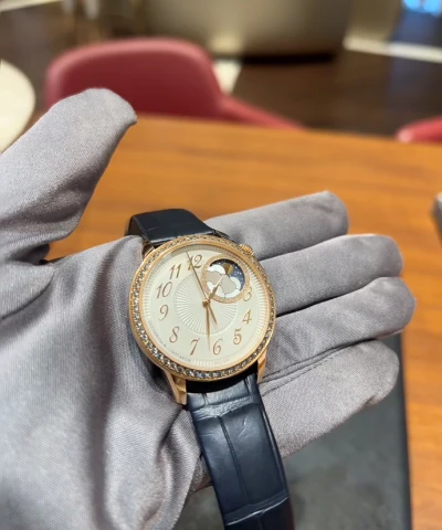 图片[2]-江诗丹顿伊灵女神系列 型号8005F/000R-B498 机械机芯自动上链 表径37毫米-穿范儿