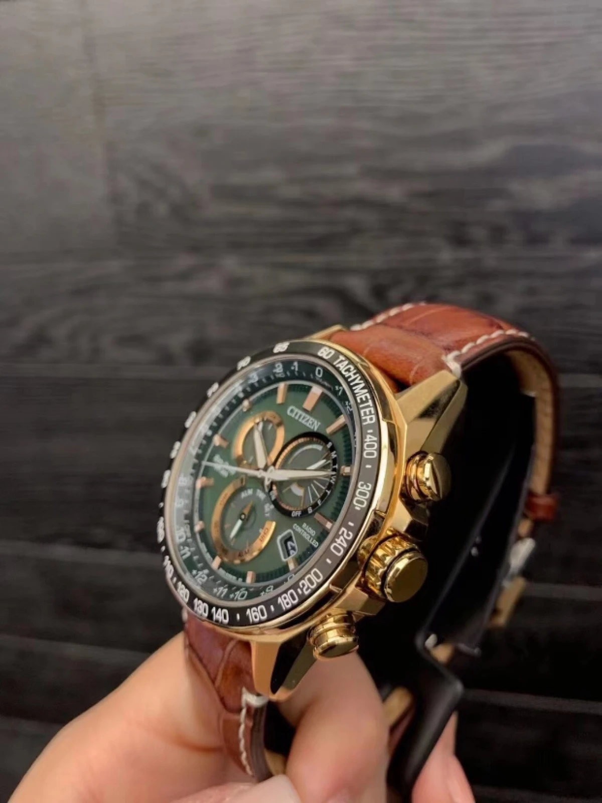 图片[4]-美国直邮 Citizen CB5919-00X西铁城光动能男表无线电控制手表-穿范儿