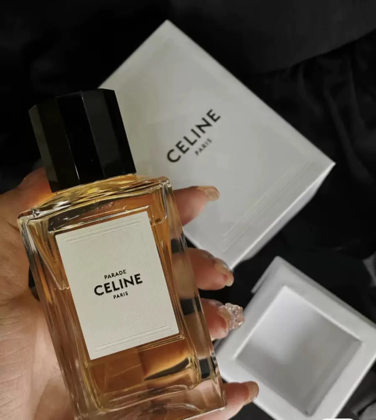 法国CELINE赛琳思琳高定中性香水法国制典雅花香/木质调-女士香水-赛琳