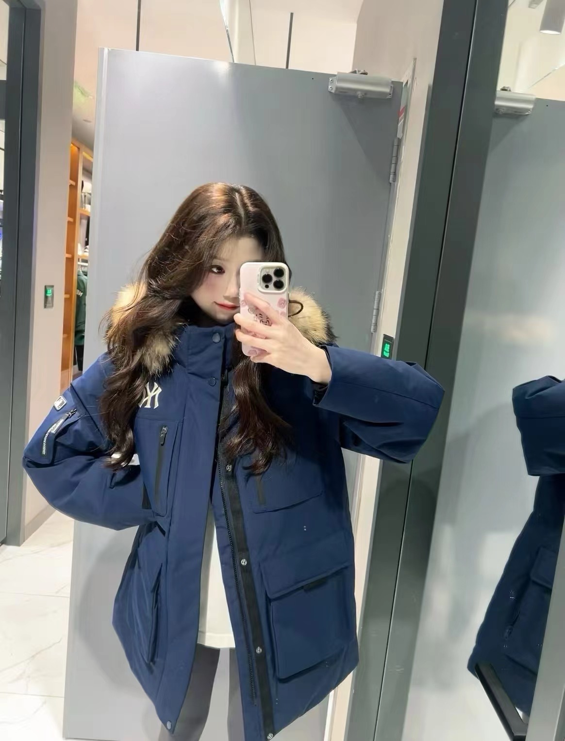 韩国MLB 男女张凌赫同款加厚鹅绒工装风毛领羽绒服24冬季新款