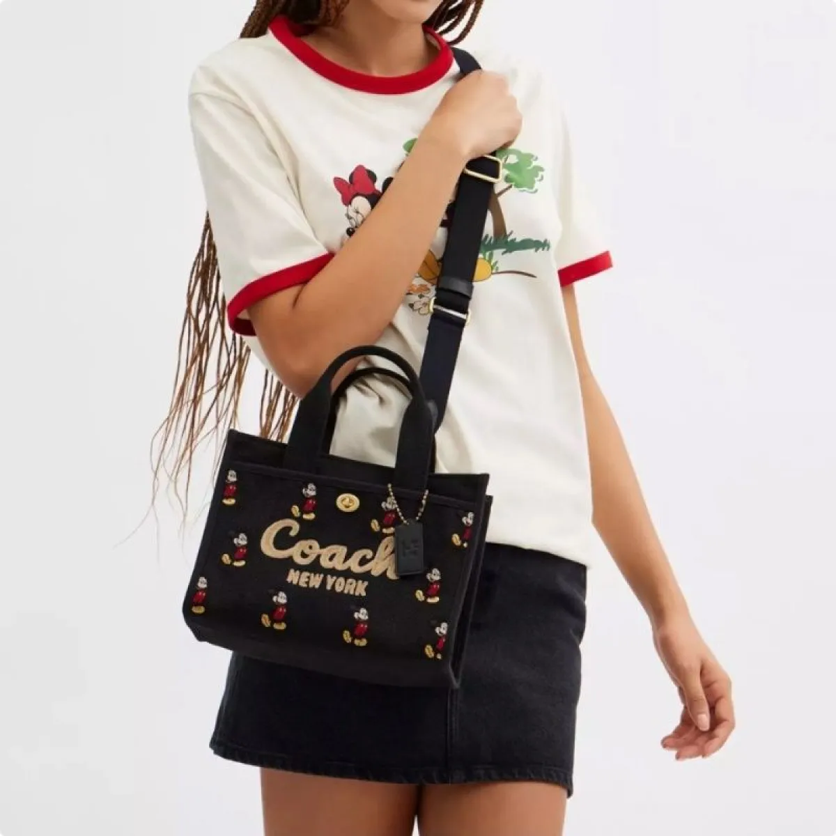图片[3]-COACH 蔻驰 x Disney 联名款 26 米老鼠中号帆布包托特包单肩斜挎手提包-穿范儿